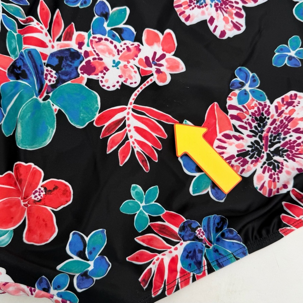 BLAIR Swimsuit Womens 18W Black Floral One Piece Scoopneck Bathing Suit - Picture 10 of 10